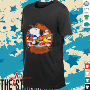 Snoopy And Woodstock Baltimore Orioles Baseball Player American Flag T Shirt