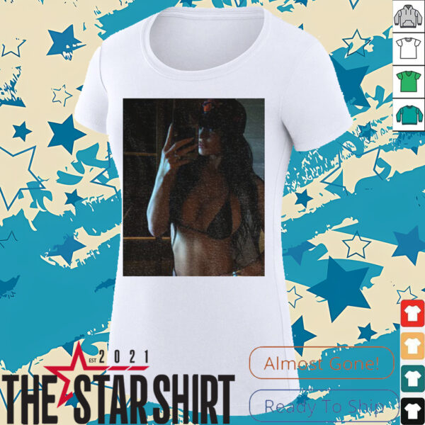 Kylie Jenner Knicks sexy wearing Knicks cap shirt