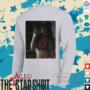 Kylie Jenner Knicks sexy wearing Knicks cap shirt