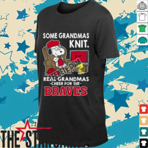 Atlanta Braves Snoopy Grandmas Knit And Woodstock Shirt