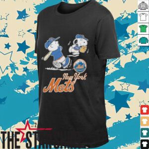 Mets Merch Peanuts Charlie Brown And Snoopy Playing New York...
