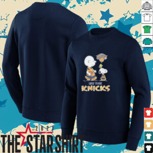 Snoopy Woodstock and Charlie Brown walking New York Knicks Shirt