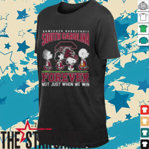 Snoopy standing Detroit Tigers baseball shirt
